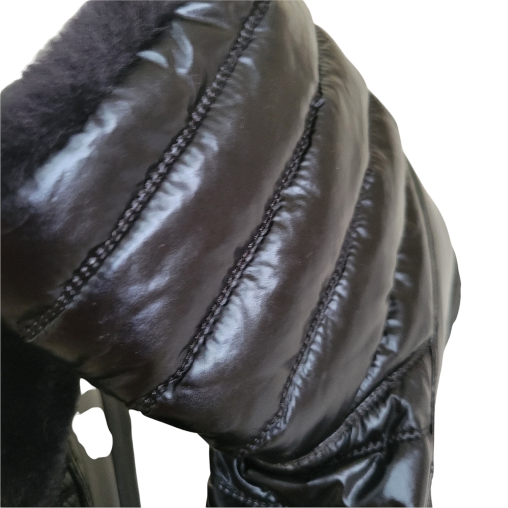 Cheeks® Fit Body Water-Repellent Puffer Boots - Picture 7 of 16